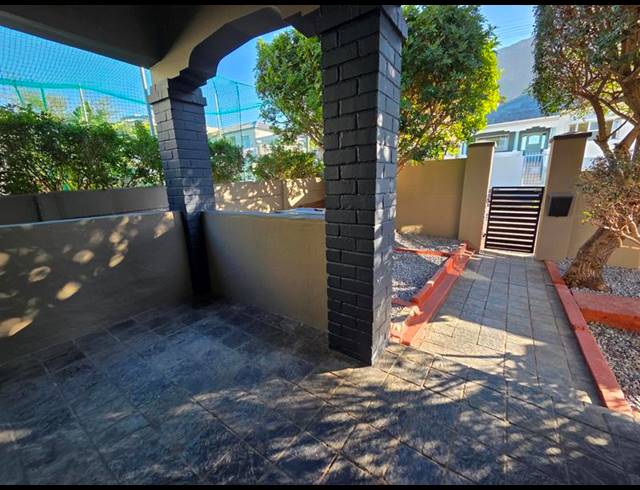 2 BEDROOM PROPERTY TO RENT IN UNIVERSITY ESTATE